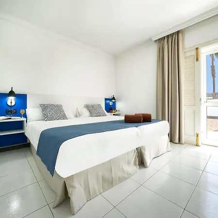 Ld Un Con Vistas A Jardin, Piscina, Cerca De La Playa * Puerto del Carmen (Lanzarote)