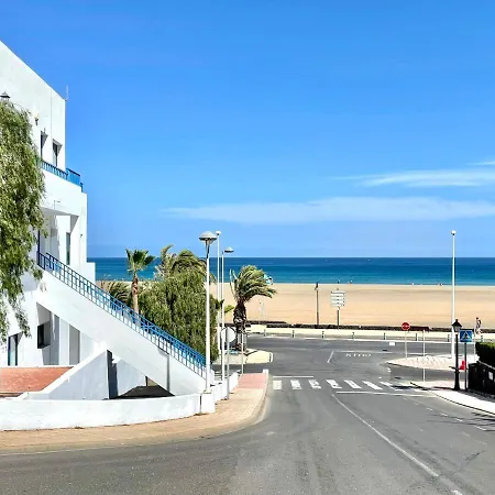 Apartament Ld Un Con Vistas A Jardin, Piscina, Cerca De La Playa Puerto del Carmen (Lanzarote)